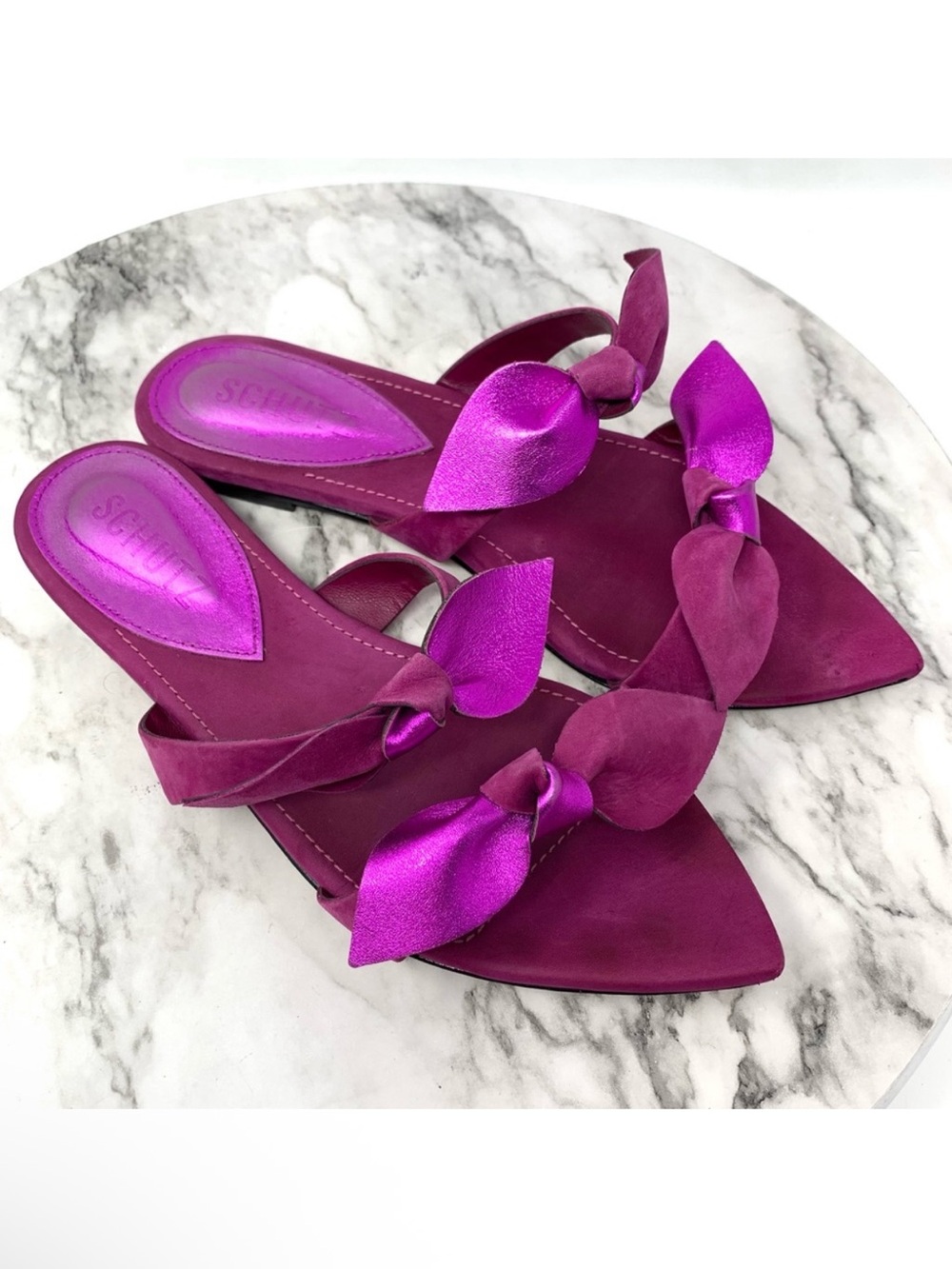 SCHUTZ Elora Bow Fuchsia Orchid Pointed Toe Flat Sandals 6 Bright Pop Cocktail